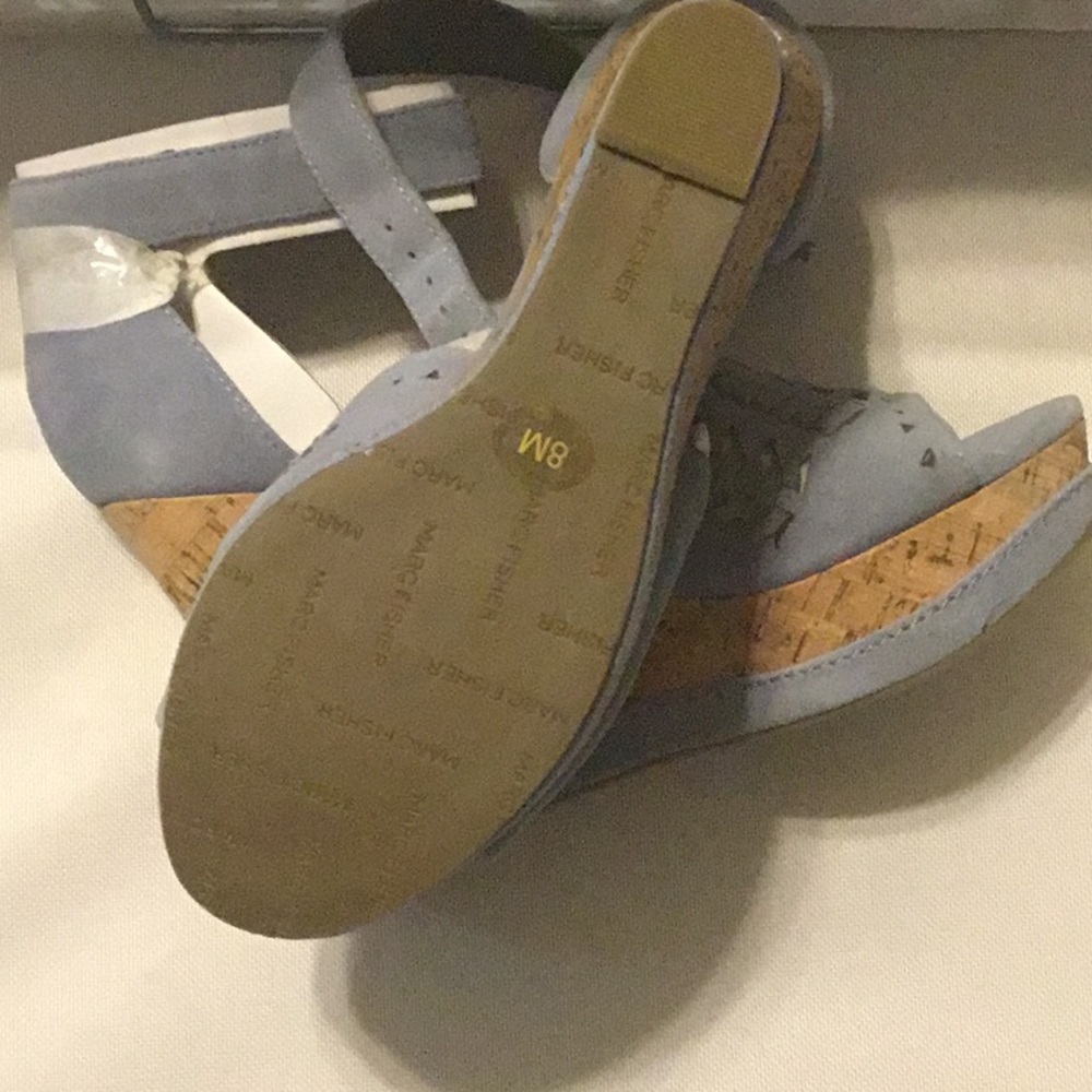 Heeled wedge sandals - Picture 4 of 4